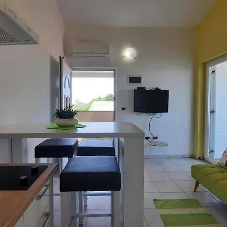 Doris Yourcroatiaholiday プレマントゥーラ