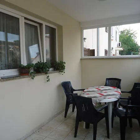 Doris Yourcroatiaholiday 아파트