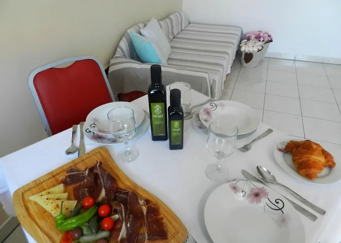 Doris Yourcroatiaholiday Premantura