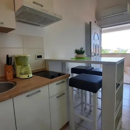 Doris Yourcroatiaholiday