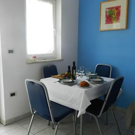 Doris Yourcroatiaholiday * Premantura