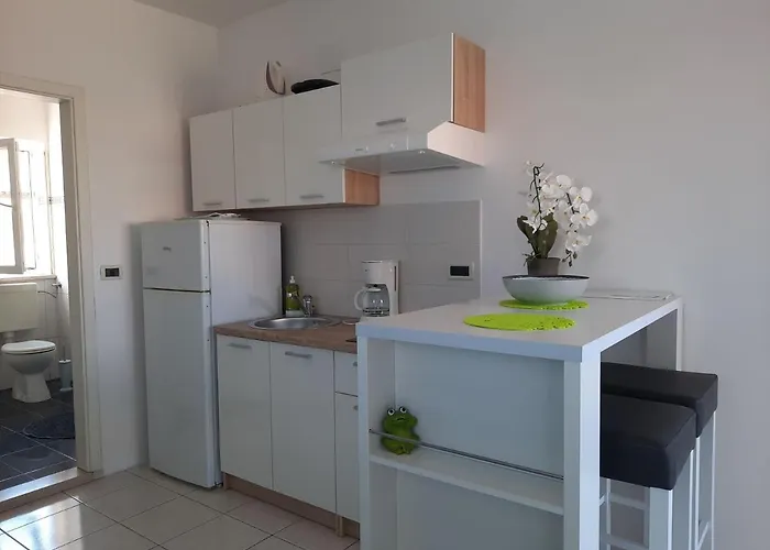 Doris Yourcroatiaholiday Premantura