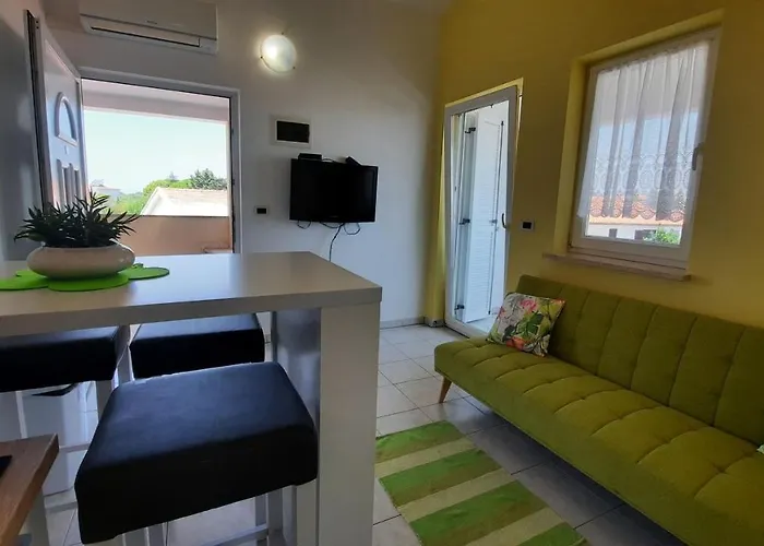 Doris Yourcroatiaholiday *